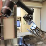 「駅そばロボット」稼働!
